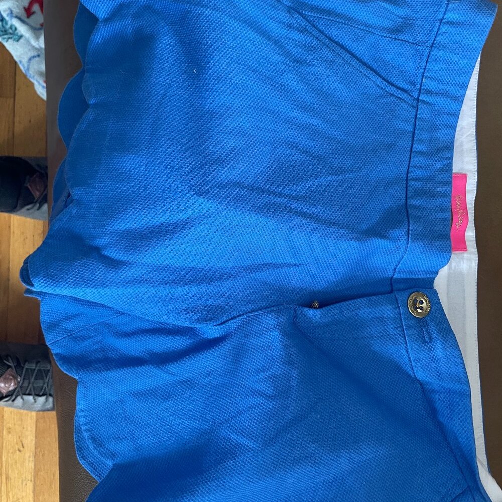 lilly pulitzer blue shorts size 8